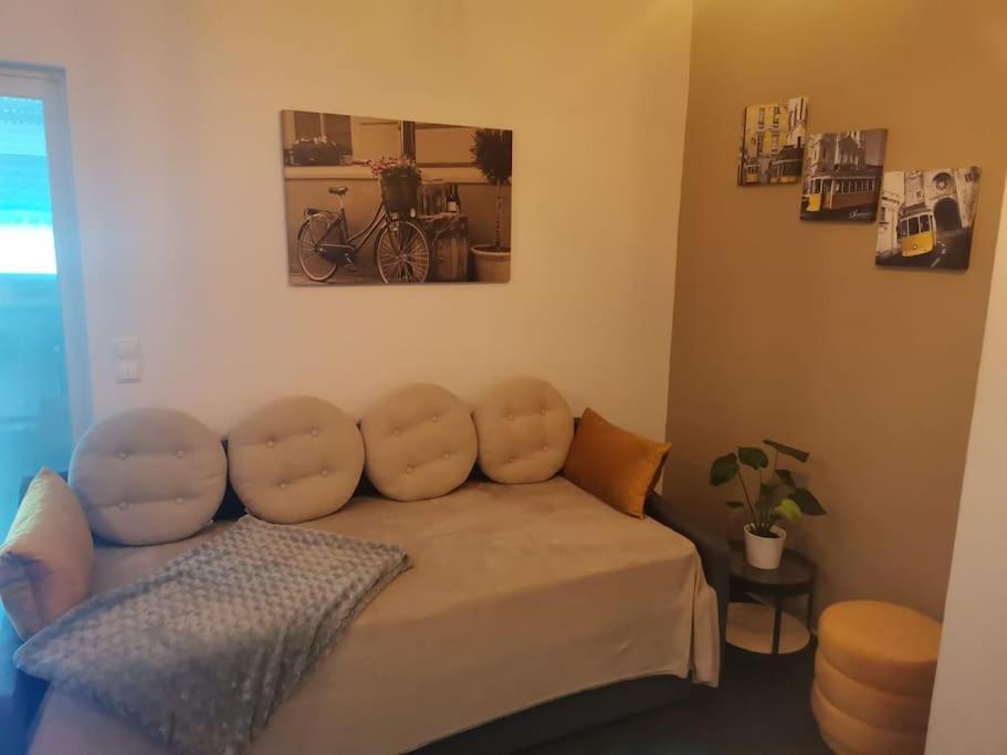 Enjoy Lisboa! - Near Metro Apartment Amadora Luaran gambar